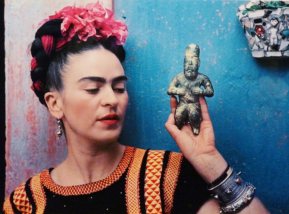 frida-kahlo-portraitphoto